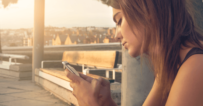 Hexa SMS : la solution méconnue pour envoyer des messages groupés percutants